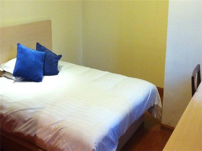 Hotel Hanting Hotel Shanghai Jing'An Temple 2*